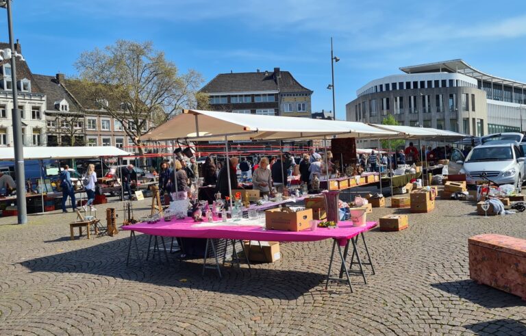 Antiek & Rommelmarkt te Zeebrugge